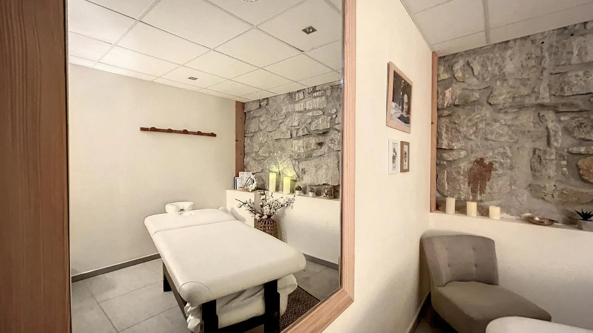 Demi-Chalet De Luxe Avec Piscine Et Vue Mont Blanc - Fr-1-560-71 Combloux 0*,  France